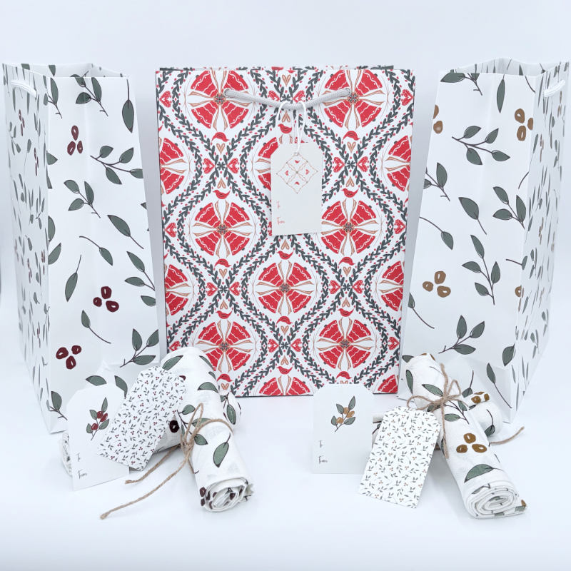 Winterberry Gift Bags